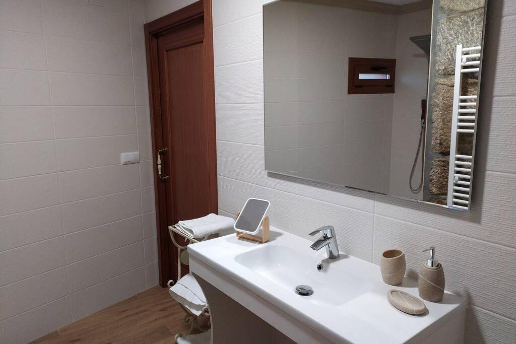 O Apartamento Do Xanza, Ideal Para Parejas Adaptado Movilidad Reducida Meis Εξωτερικό φωτογραφία
